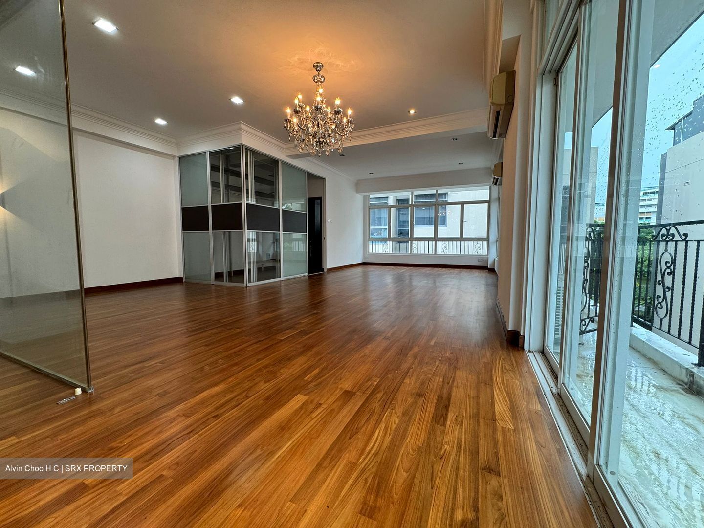 People's Garden (D19), Terrace #542933361